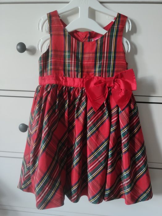 Czerwona sukienka w kratkę