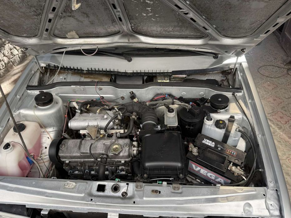 Автомобіль Ваз 21099
