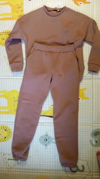 Новий жіночий костюм