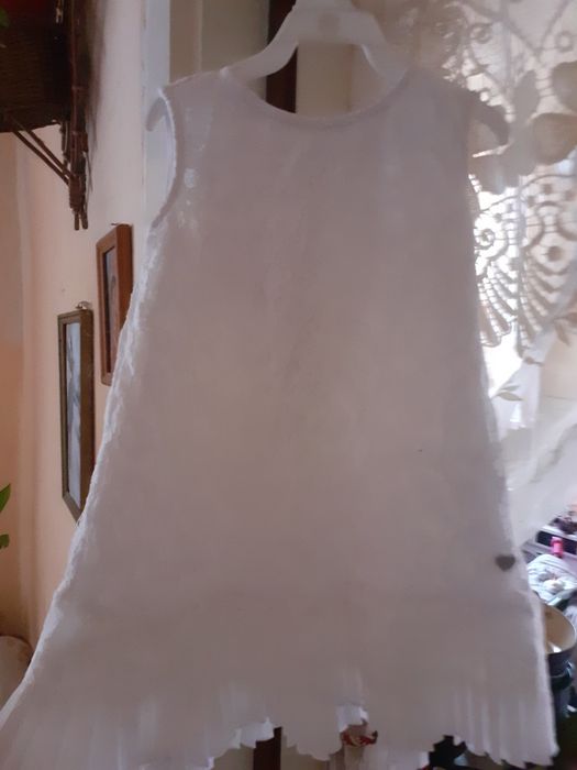 Sukieneczka biala