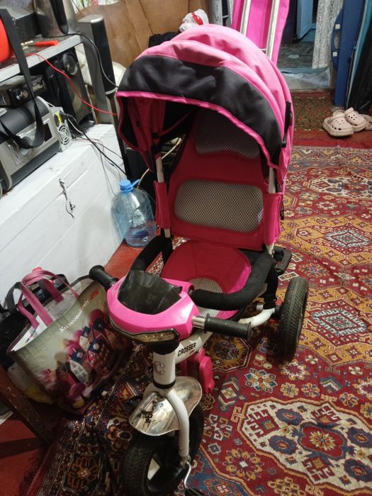 Продам две коляски baciuzzi и peg-perego и детский велосипед