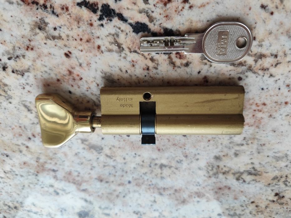 Цилиндр (личинка) замка Iseo 90 мм ( 60/30T).