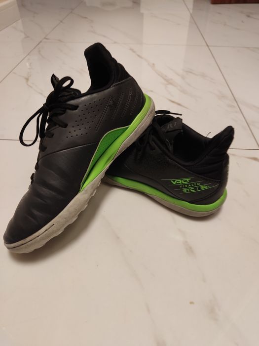 Buty piłkarskie Turfy do gry na sztucznej murawie Kipsta rozmiar  40