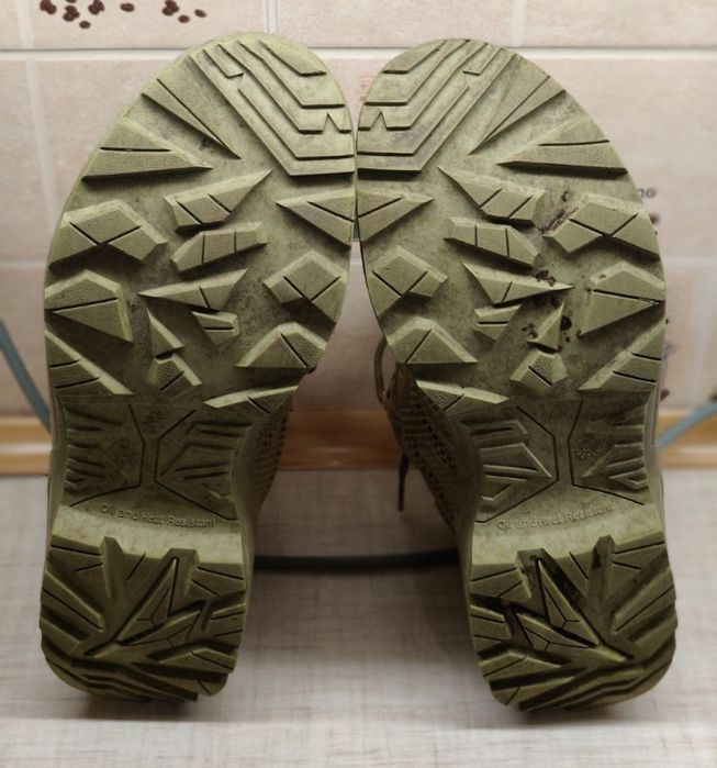 Берцы Талан, соты. Размер 44 и 45. В хорошем состоянии. Две пары!!!