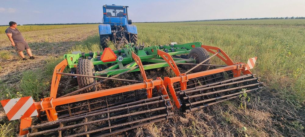 Лущільник дисковий ШАРК 4 тандемний коток діск білота АРК ГРУП