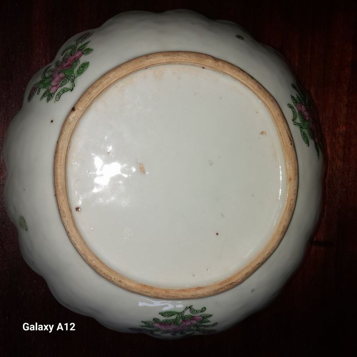 Prato em porcelana  chinesa