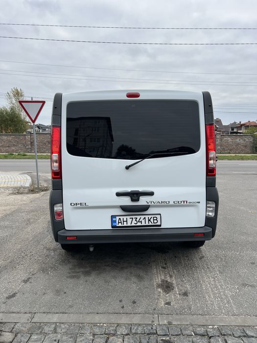 Продам Opel Vivaro 2,0 2013 рік.
