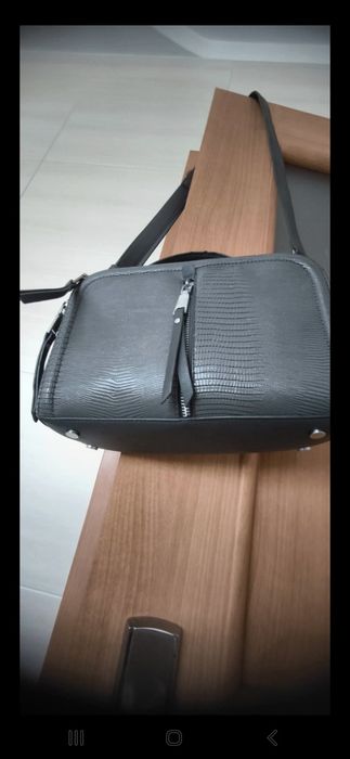 Torebka szara kuferek listonoszka Reserved