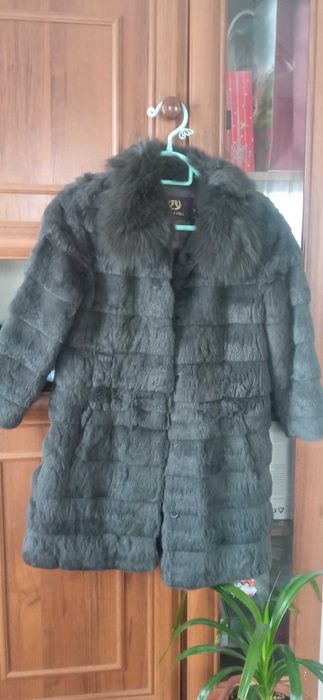 Продам полушубок .