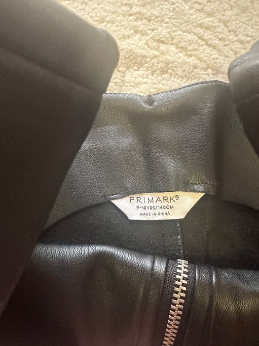 Дитячий світ( продам сарафан з еко шкіри на дівчинку 8р)