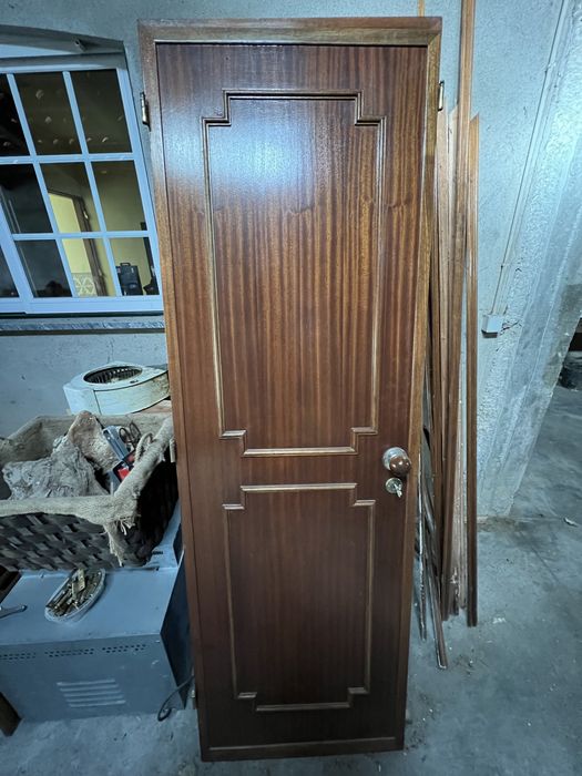 Interior Doors427934363209574401