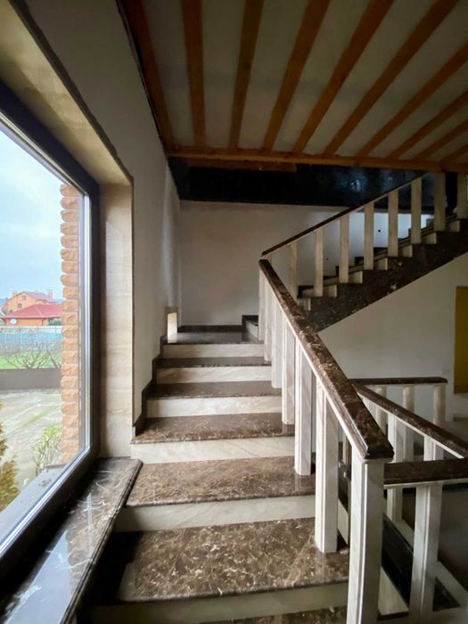 Продаж затишного будинку в с.Гнідин. Державні програми