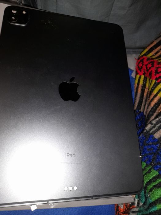 Apple mac tablet Tenho este mac Apple para vender pata peças  ou64740940523651120