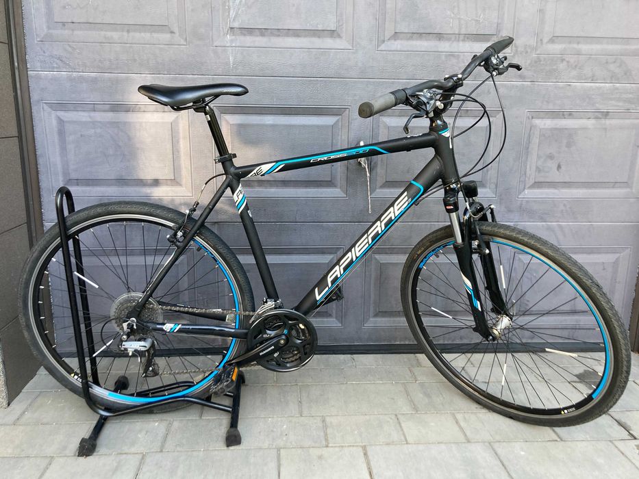 la pierre cross 200