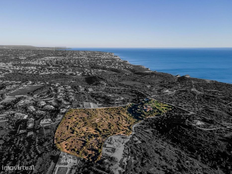 Terreno Exclusivo entre Ferragudo e Carvoeiro — Oportunidade de Invest