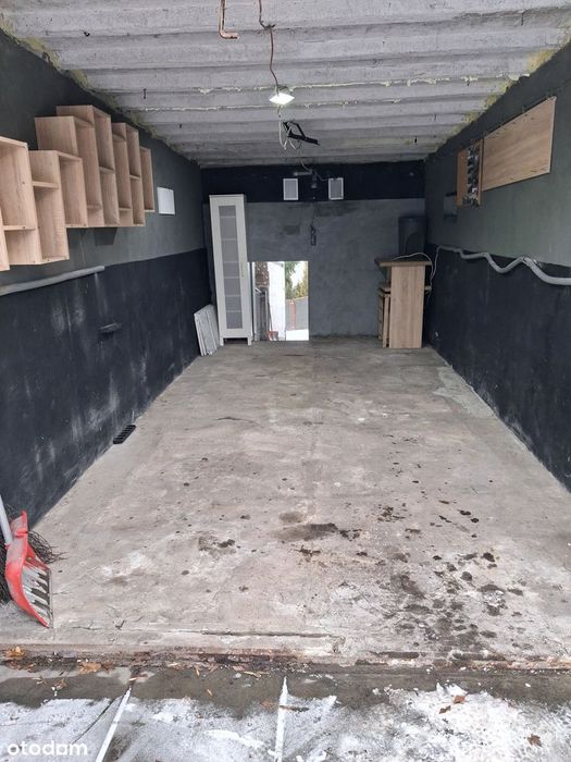 Sprzedam garaż 16,47m2 karczówkowska 46A