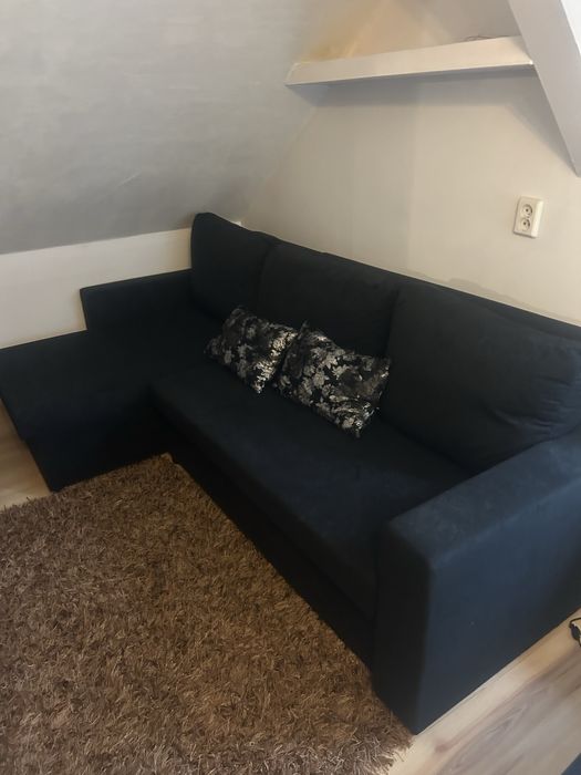 Sofa rozkladana pół roku  praktycznie mowa cena do negocjacji wymiary rozłozonej 140/200