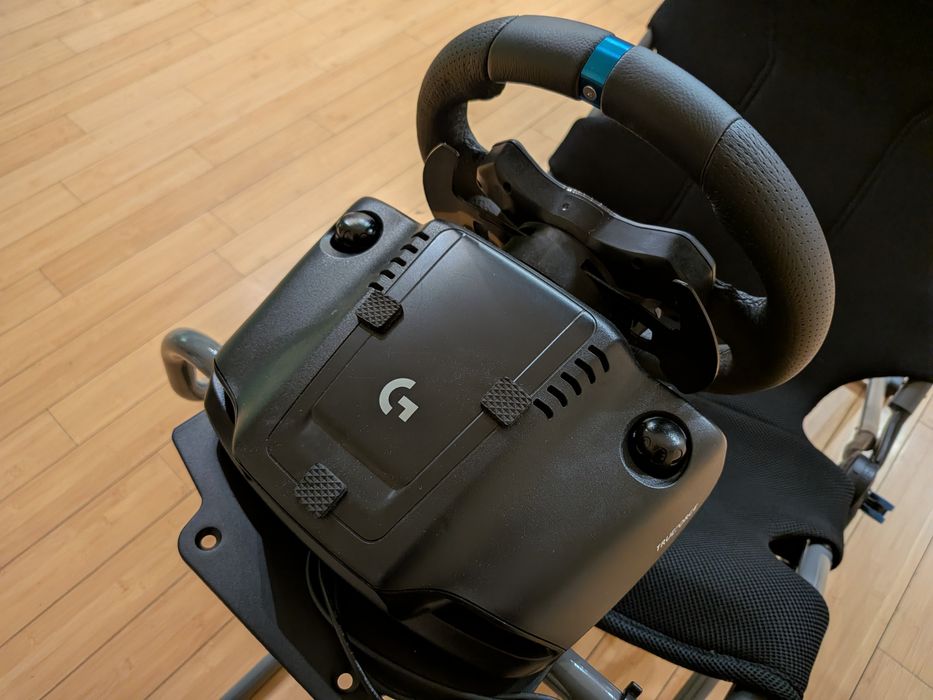 Кермо Logitech g923 + кокпіт Playseat Challenge X