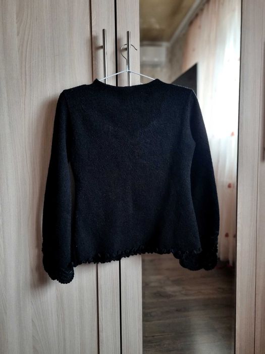 Вінтажний чорний светр букле з вовною Escala, розмір M-L/46-48