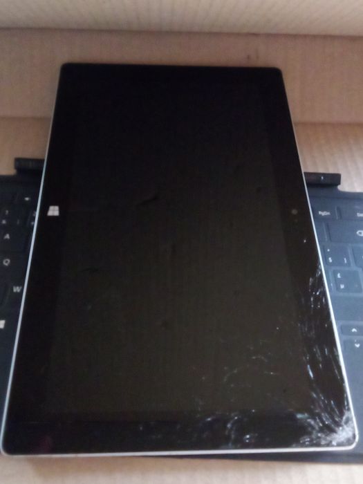 Microsoft Surface RT 2  32Gb (model 1572)