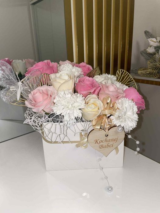 Bukiet z kwiatów mydlanych