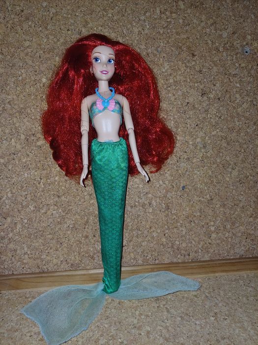 Ariel boneca sereia, Disney.
