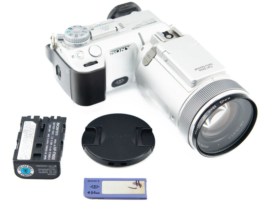 Aparat cyfrowy Sony DSC-F717