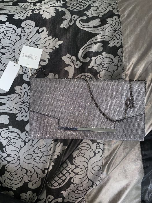 Клатч блискучий New Look