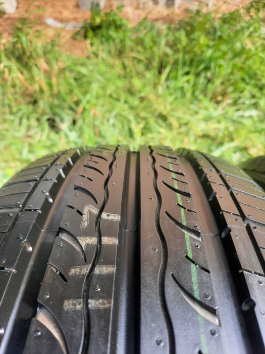 Nowe opony letnie klasy średniej KUMHO SOLUS KH17 195/60/14