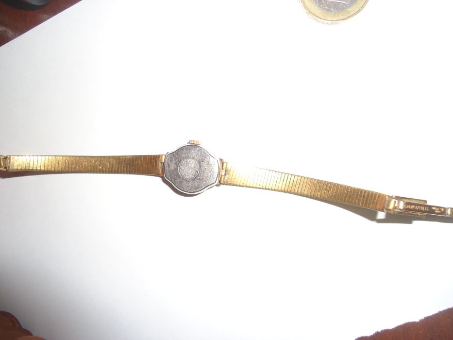 Relógio de Senhora Marca " Cauny"
