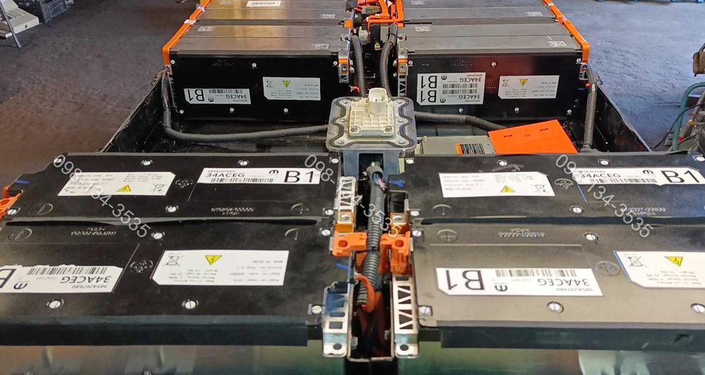 Нова полегшена батарея Nissan Leaf 40 45 52кВ.