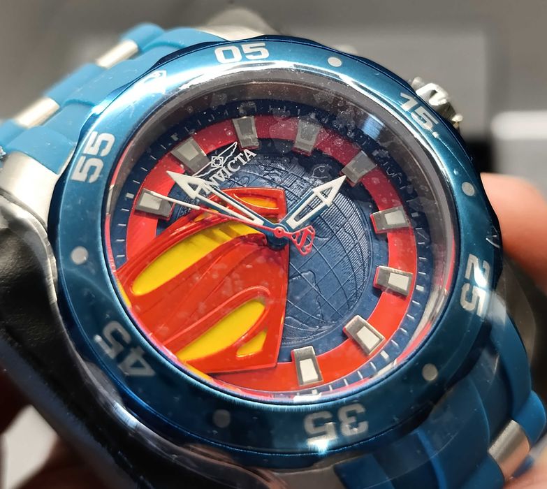 Duży męski zegarek Invicta DC Superman limited edition dla fanów!