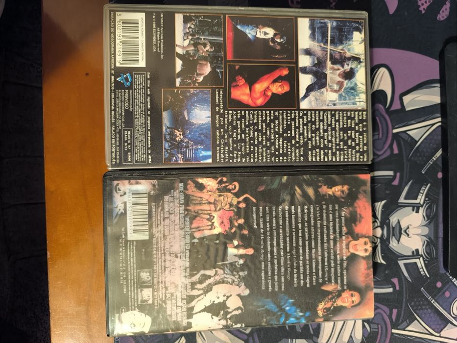 1 Filme em VHS e 1 DVD