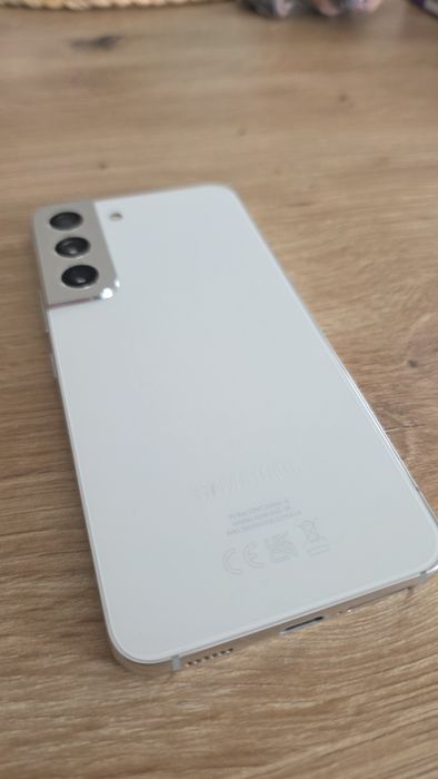 Samsung S22 z 2023 roku