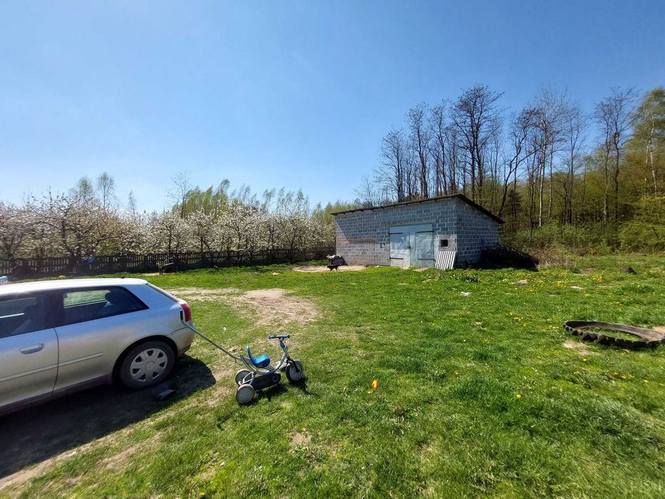 Na sprzedaż siedlisko położone w gminie Mszczonów, zaledwie 55 km od Warszawy – 1 h drogi. Działka o pow. 3124 m² j – další