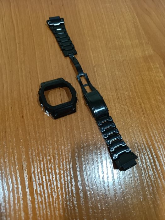 Koperta z bransoletą stalow Casio DW5600a G-shock