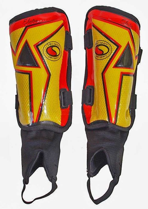 Ochraniacze piłkarskie SMJ Elektra senior