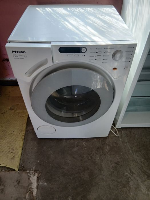 Пральна машина "Miele" (Німеччина)
