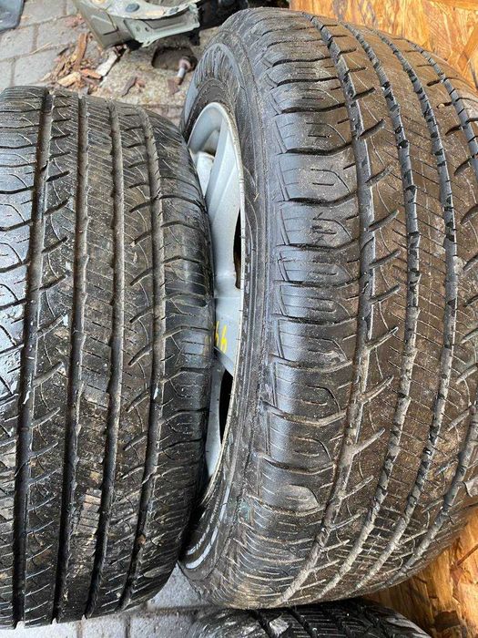 Комплект резины goodyear assurance 215 55 17 47/23