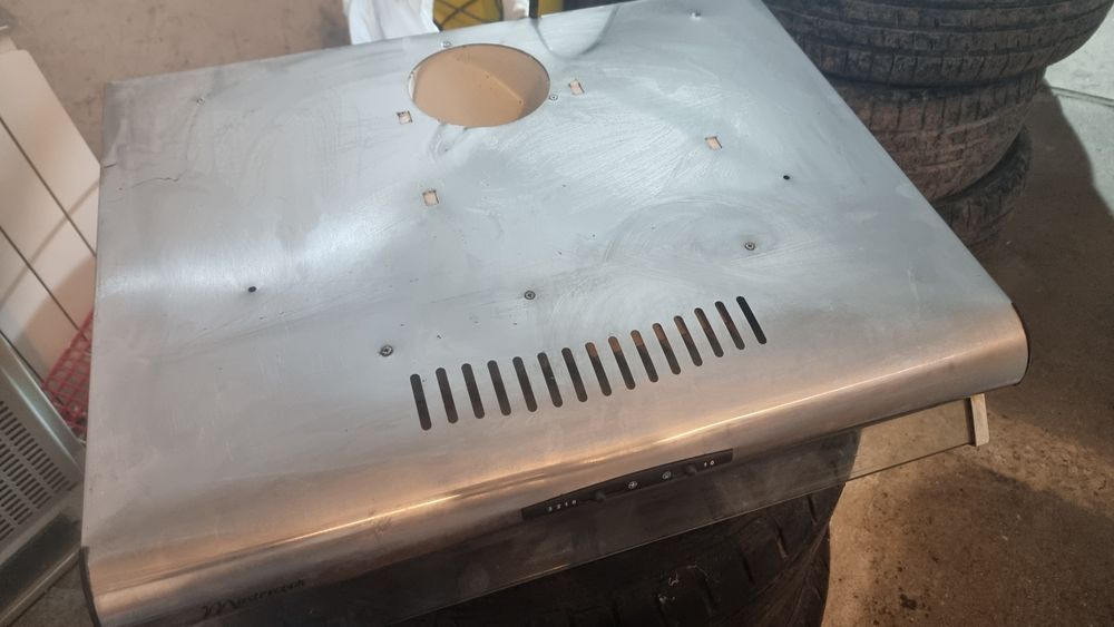 Okap podszafkowy.  Mastercook 60 cm