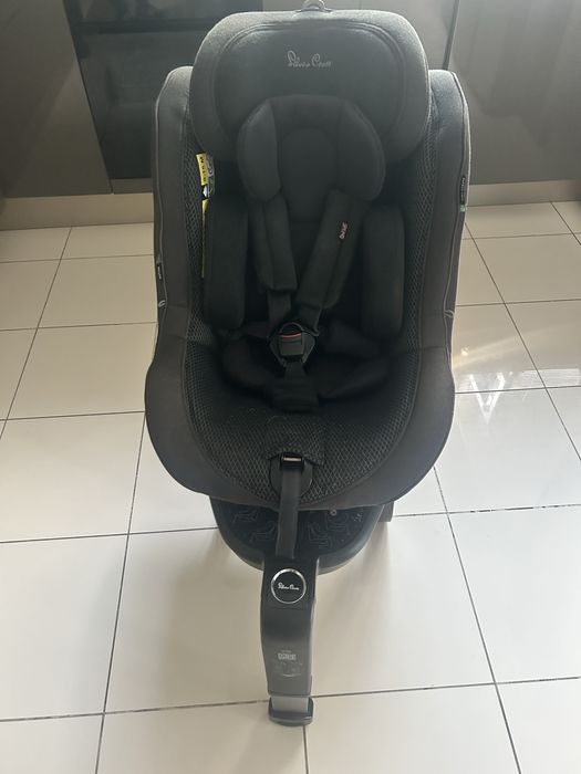 Fotelik samochodowy obrotowy