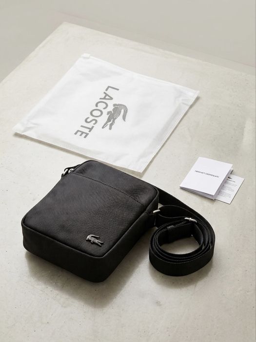 Bolsa Lateral Lacoste Vertical