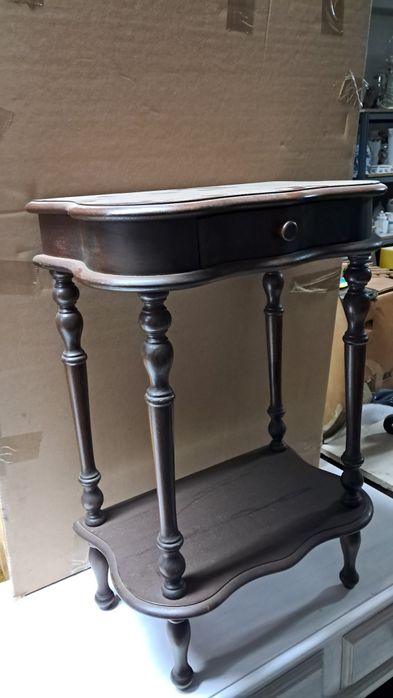 Mesa de apoio em madeira