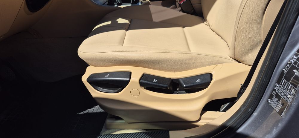 Fotele BMW X3  E83 beżowe