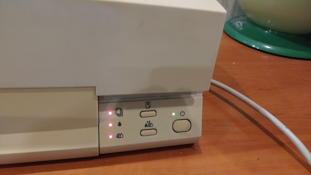 Продам рабочий Принтер Epson Stylus Color 600  в отличном состоянии  .