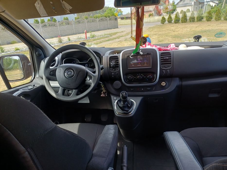 Vivaro Led Kamera 8 miejsc