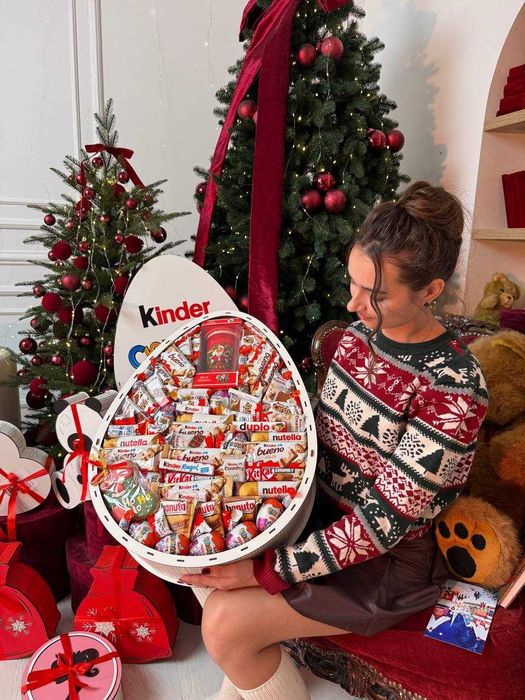 ПОДАРОК на 8 марта . Коробка со сладостями. Девушке или жене сладкий