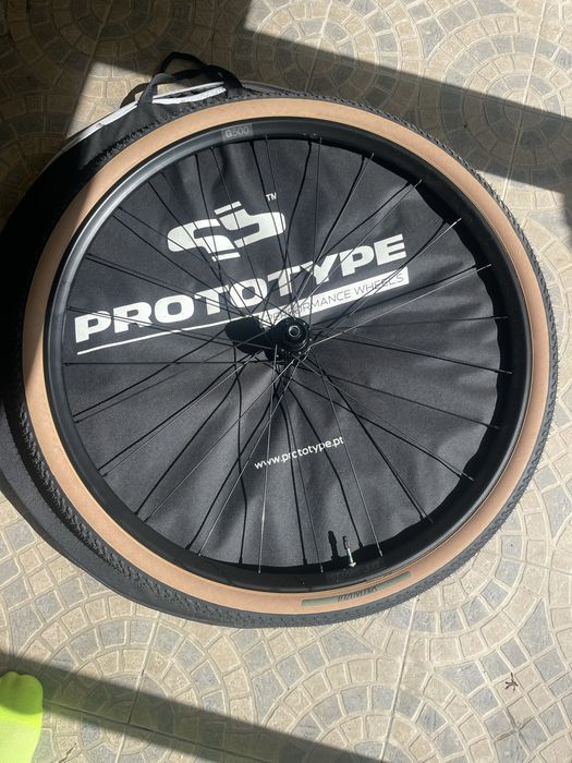 Rodas DtSwiss G500 Novas , com pneus novos