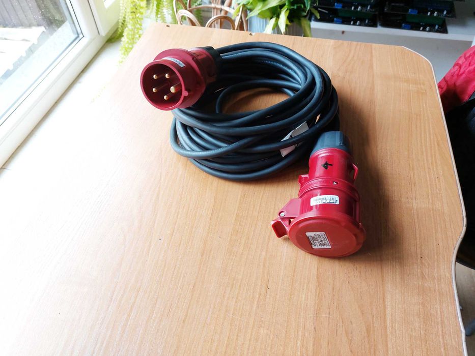 Przedłużacz 400V 16A - 5 x 1,5mm - 9m