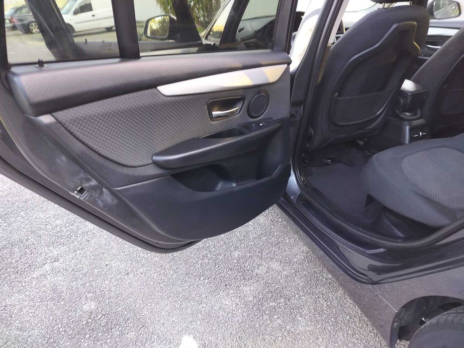 Bmw 216d Gran Tourer - 2016 Line Luxury / 7 Lugares